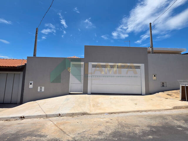 #1176 - Casa para Venda em Monte Alto - SP