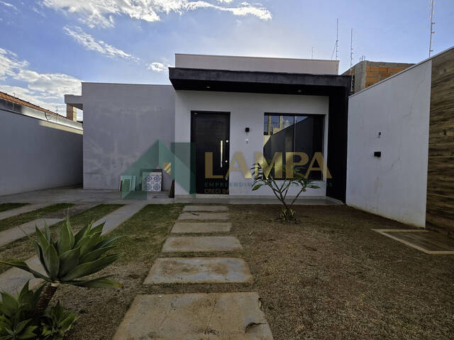 Casa para Venda em Monte Alto - 2