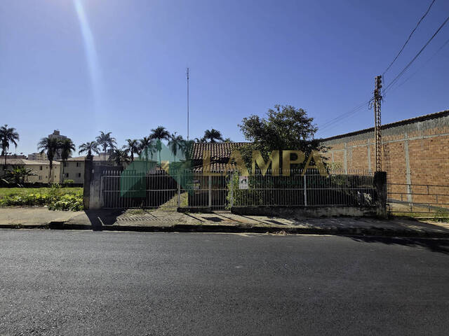#1250 - Casa para Venda em Monte Alto - SP - 3