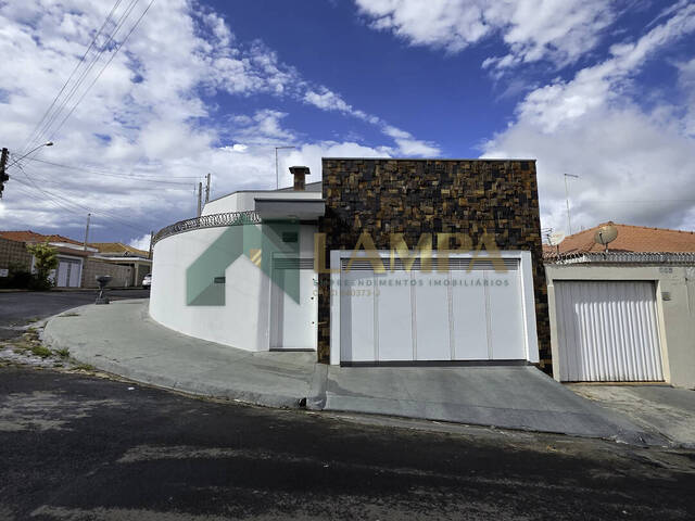 #661 - Casa para Venda em Monte Alto - SP