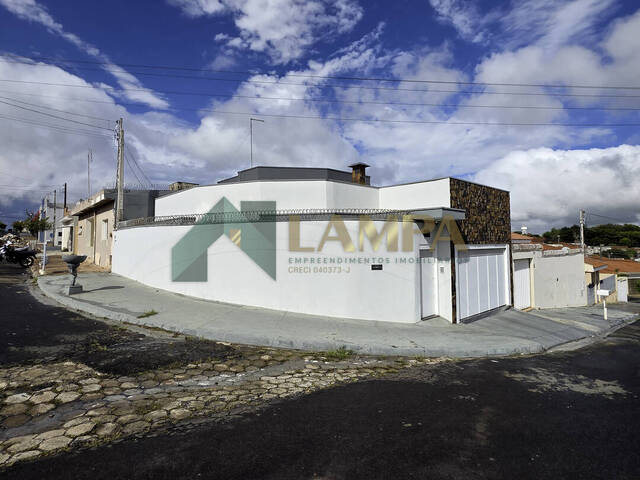 Casa para Venda em Monte Alto - 2