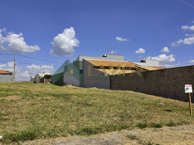 #1270 - Terreno para Venda em Monte Alto - SP