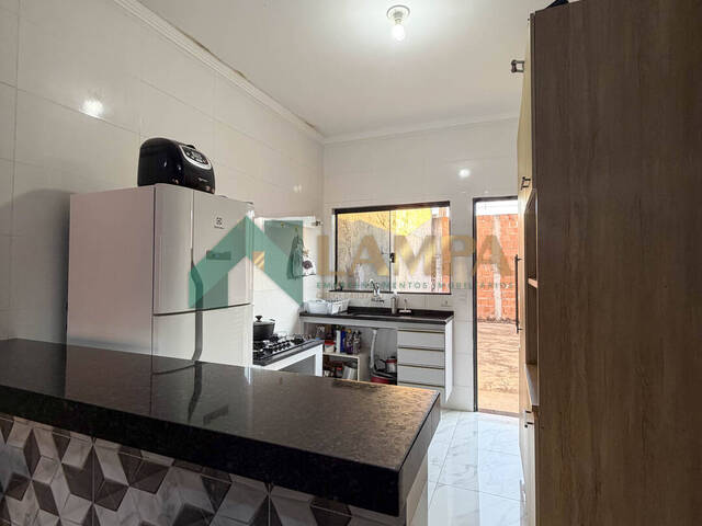 Casa para Venda em Monte Alto - 4