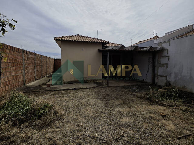 Casa para Venda em Monte Alto - 2