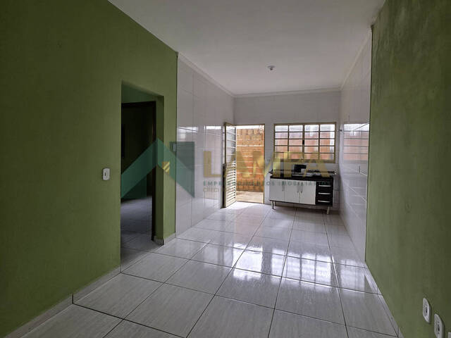 Casa para Venda em Monte Alto - 4