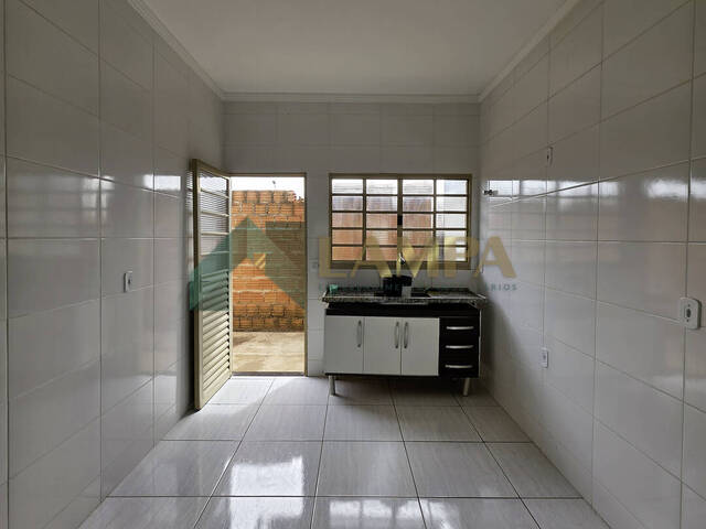 Casa para Venda em Monte Alto - 5