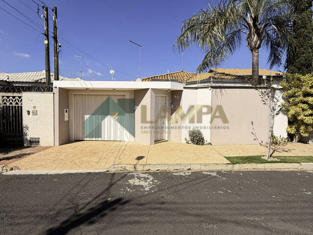 #900 - Casa para Venda em Monte Alto - SP