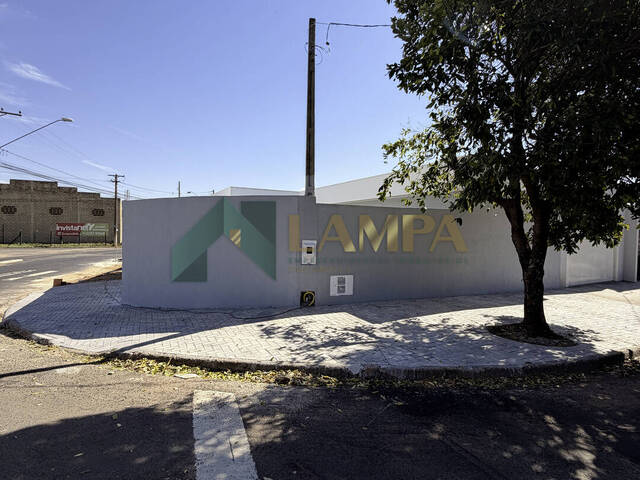 Casa para Venda em Monte Alto - 2