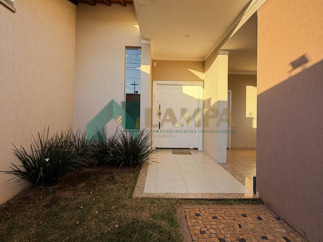 Casa para Venda em Monte Alto - 3
