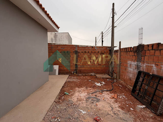 #1315 - Casa para Venda em Monte Alto - SP - 3