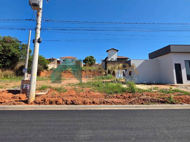 #1321 - Terreno para Venda em Monte Alto - SP - 1
