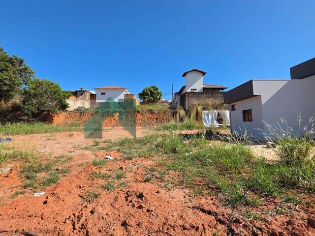 #1321 - Terreno para Venda em Monte Alto - SP - 2