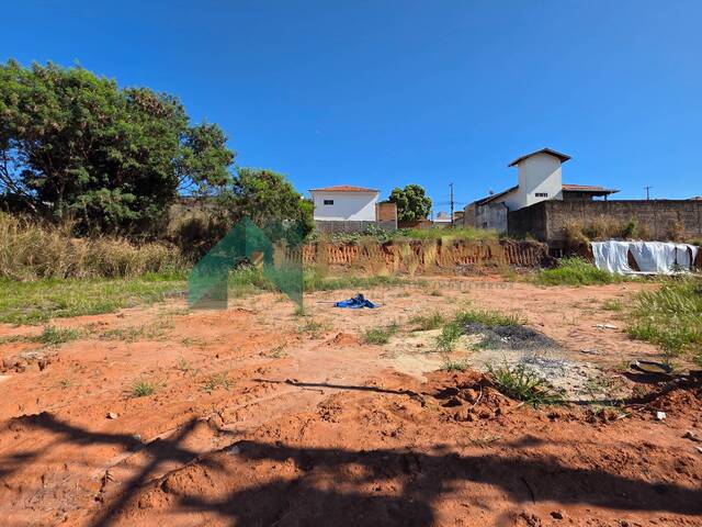 #1322 - Terreno para Venda em Monte Alto - SP - 2
