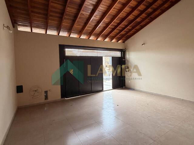 Casa para Venda em Monte Alto - 4