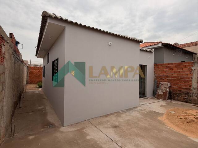 Casa para Venda em Monte Alto - 4