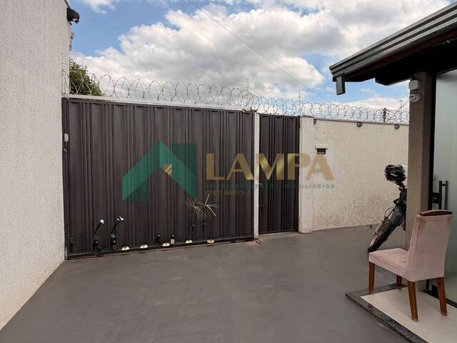 Casa para Venda em Monte Alto - 3